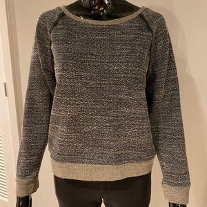 ALICE AND OLIVIA S SMALL 4-6 GREEN CREW NECK SWEATER 100% LEATHER ELBOW PATCH
